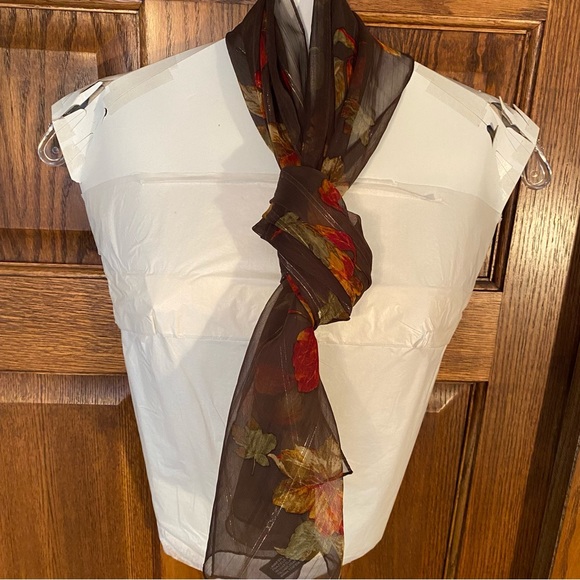 3 Oblong Scarf Assortment Brown Neutral - Picture 6 of 10